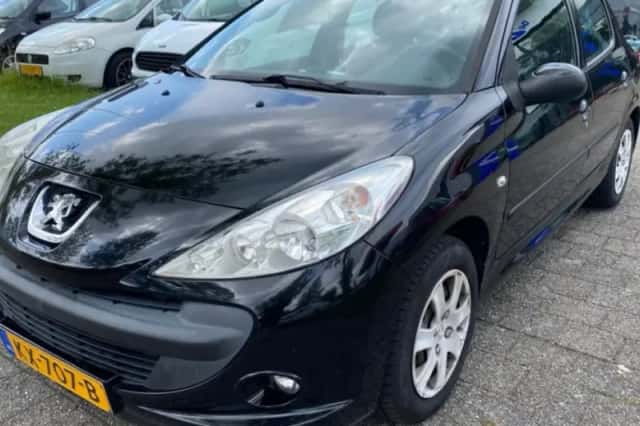 Peugeot 206 (2016) thumbnail 1