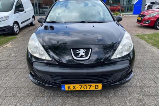 Peugeot 206 (2016) thumbnail 3