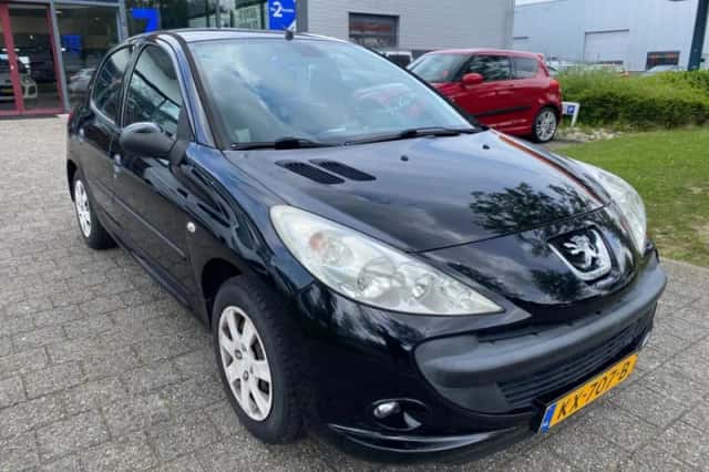 Peugeot 206 (2016) thumbnail 5