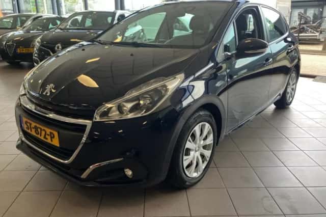 Peugeot 208 (2018) thumbnail 2