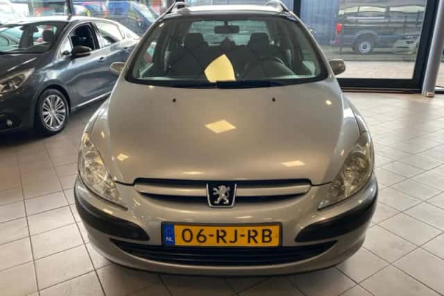 Peugeot 307 (2005) thumbnail 3