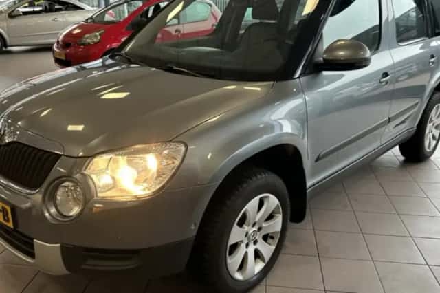 Škoda Yeti (2013) thumbnail 1