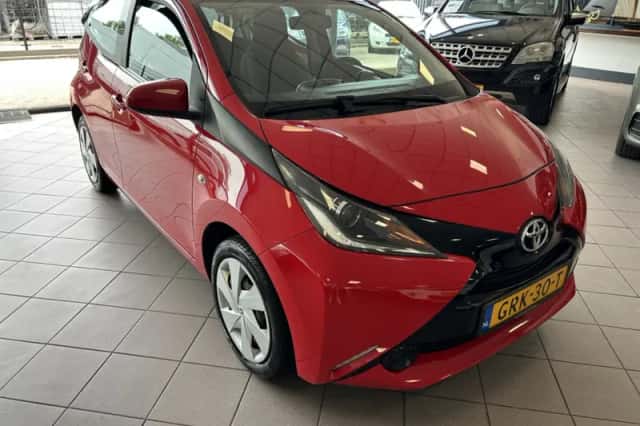 Toyota Aygo (2024) thumbnail 5