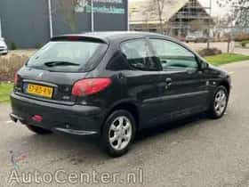 Peugeot 206 (2005) thumbnail 4