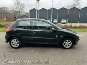 Peugeot 206 (2005) thumbnail 6