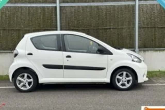 Toyota Aygo (2012) thumbnail 3