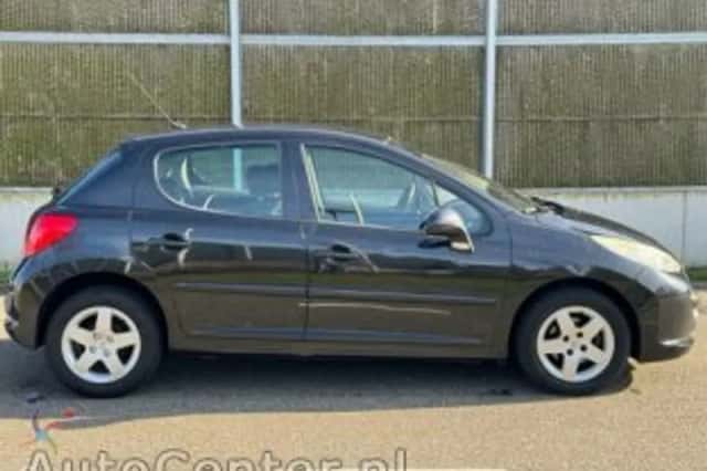 Peugeot 207 (2007) thumbnail 6