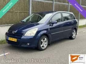 Toyota Corolla (2004) thumbnail 2