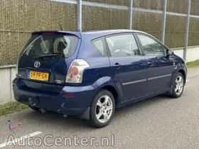 Toyota Corolla (2004) thumbnail 5