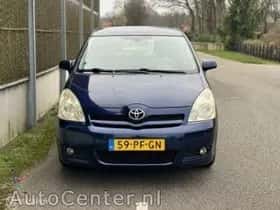 Toyota Corolla (2004) thumbnail 7
