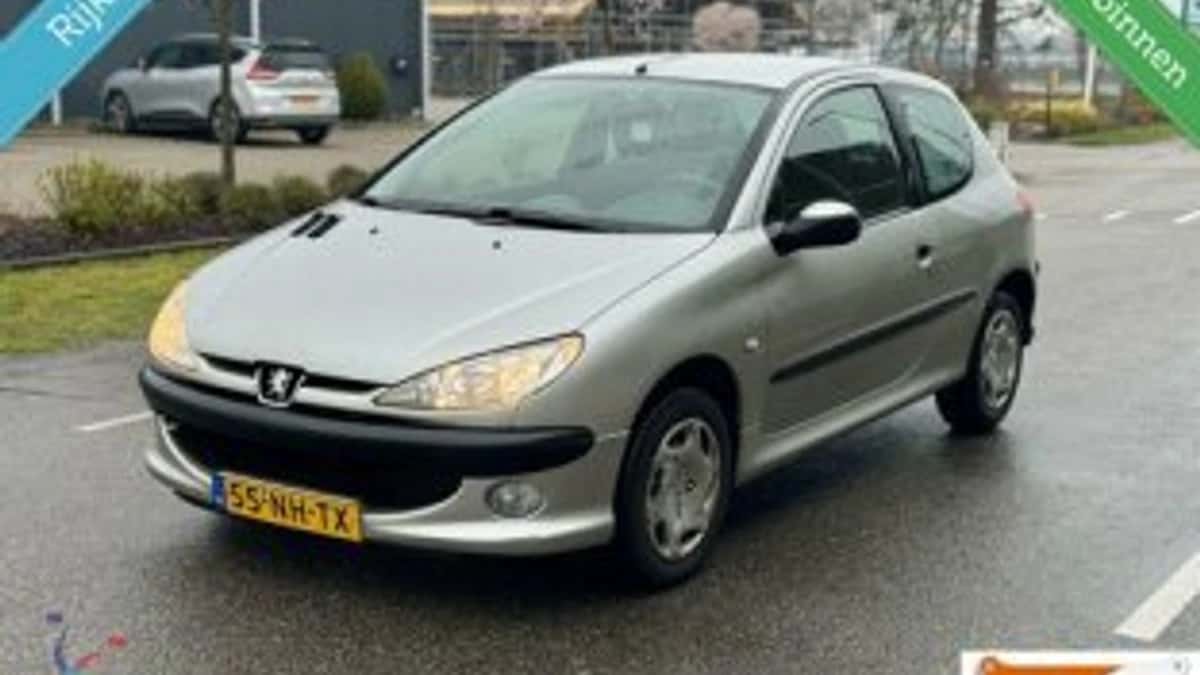 Peugeot 206 (2003) — foto 1