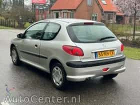 Peugeot 206 (2003) thumbnail 5