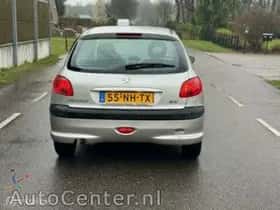 Peugeot 206 (2003) thumbnail 7