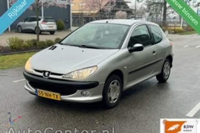 Peugeot 206 (2003) thumbnail 1