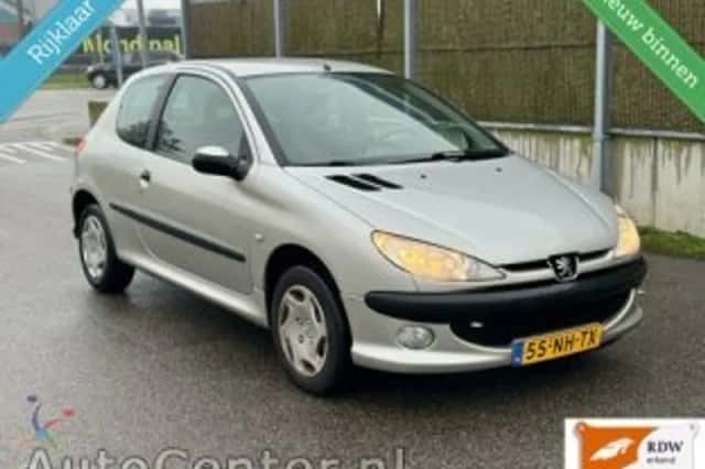 Peugeot 206 (2003) thumbnail 2