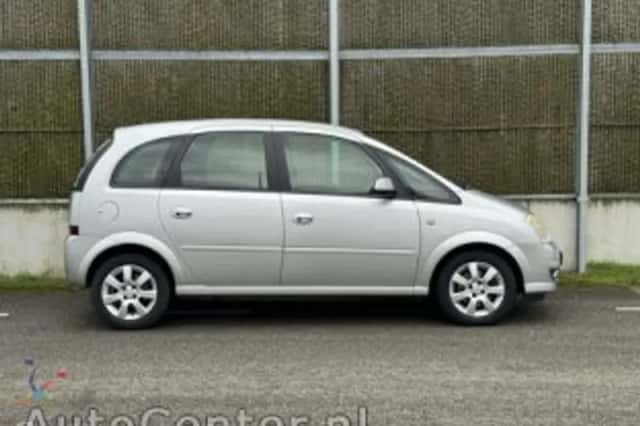 Opel Meriva (2006) thumbnail 6