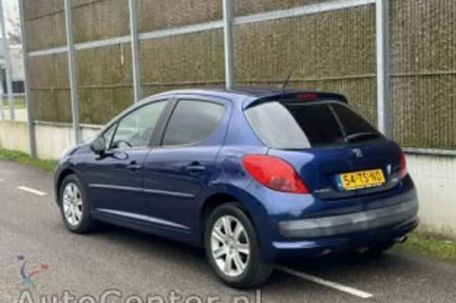 Peugeot 207 (2007) thumbnail 5
