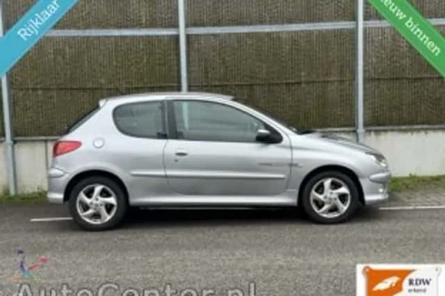 Peugeot 206 (2005) thumbnail 3