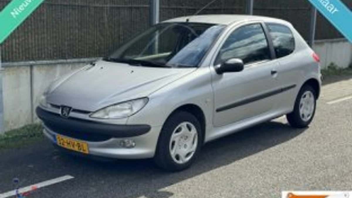 Peugeot 206 (2002) — foto 1