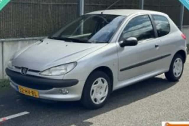 Peugeot 206 (2002) thumbnail 1