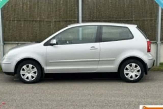 Volkswagen Polo (2004) thumbnail 3
