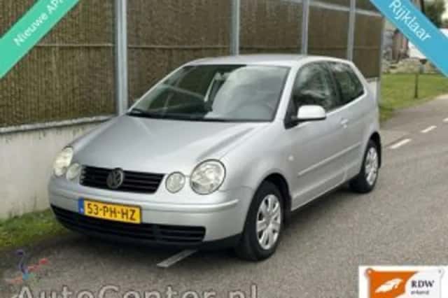 Volkswagen Polo (2004) thumbnail 2