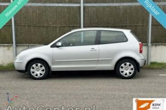 Volkswagen Polo (2004) thumbnail 3