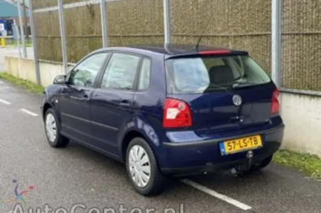Volkswagen Polo (2003) thumbnail 4