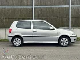 Volkswagen Polo (2000) thumbnail 6