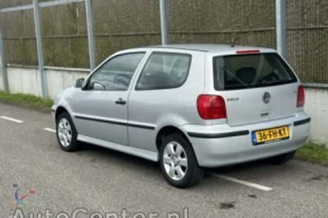 Volkswagen Polo (2000) thumbnail 5