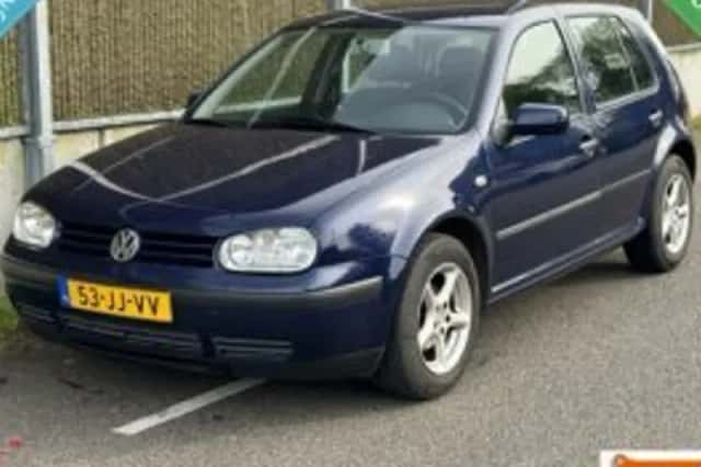 Volkswagen Golf (2002) thumbnail 1