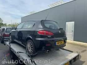 Alfa Romeo 147 (2008) thumbnail 5