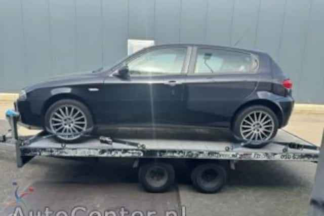 Alfa Romeo 147 (2008) thumbnail 6