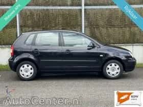 Volkswagen Polo (2003) thumbnail 3