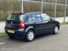 Volkswagen Polo (2003) thumbnail 5
