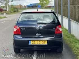 Volkswagen Polo (2003) thumbnail 8