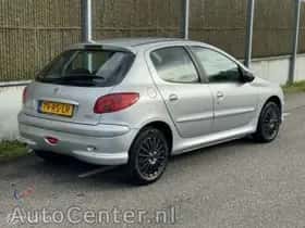 Peugeot 206 (2005) thumbnail 4