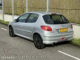 Peugeot 206 (2005) thumbnail 5