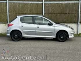 Peugeot 206 (2005) thumbnail 6