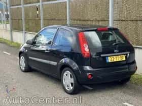 Ford Fiesta thumbnail 5