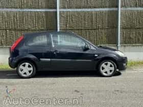 Ford Fiesta (2007) thumbnail 6