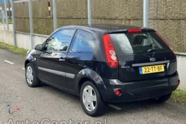 Ford Fiesta (2007) thumbnail 5