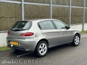 Alfa Romeo 147 (2007) thumbnail 4