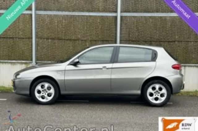 Alfa Romeo 147 (2007) thumbnail 3