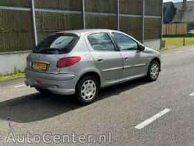 Peugeot 206 (2005) thumbnail 4