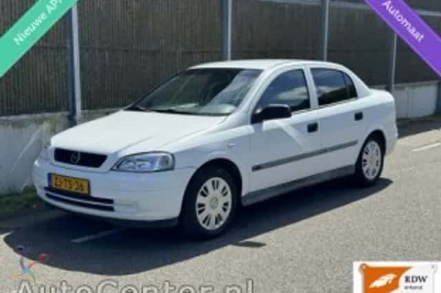 Opel Astra (1999) thumbnail 2