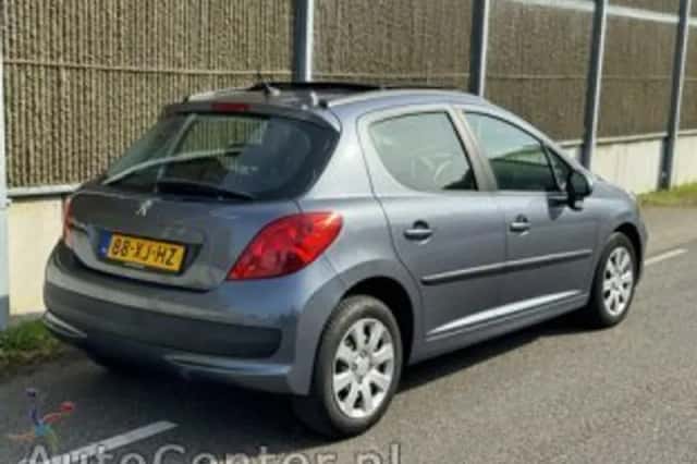 Peugeot 207 (2007) thumbnail 5
