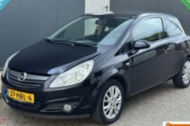 Opel Corsa (2008) thumbnail 1