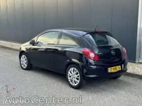 Opel Corsa (2008) thumbnail 5