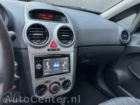 Opel Corsa (2008) thumbnail 8